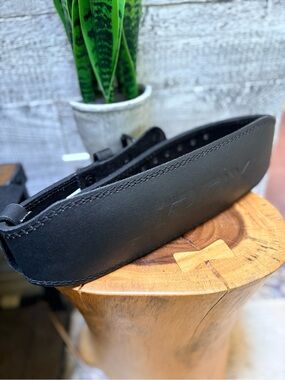 RDX | Leather 10-Hole 10mm Thick 4" Wide Weightlifting Belt - Large, Black